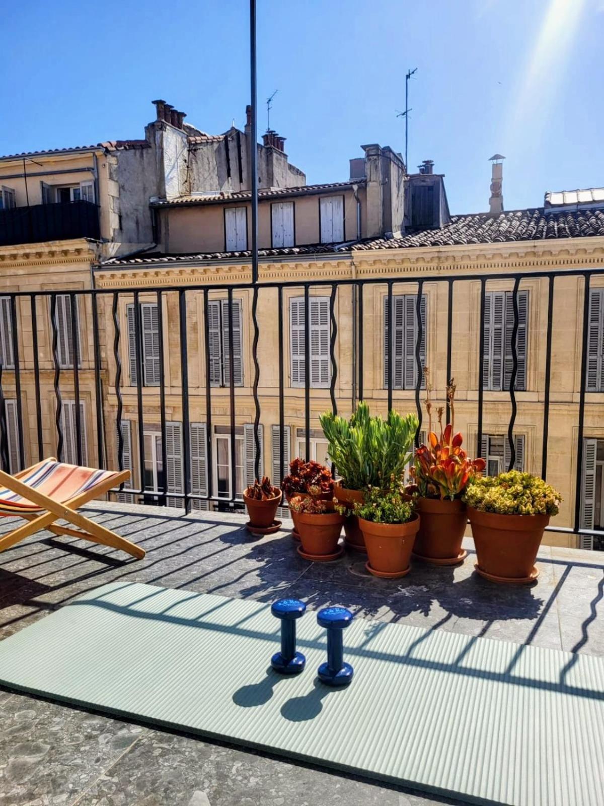 Apartment Terrasse - Hyper Centre - 2 - Parking Gratuit - Calme & Lumineux - Arrivee Autonome Marseille