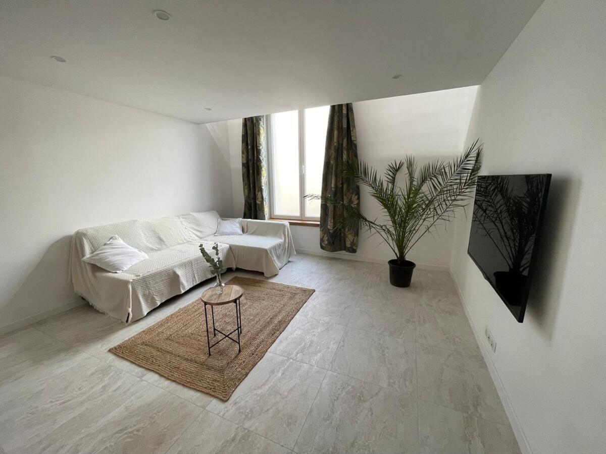 Duplex Căn hộ *