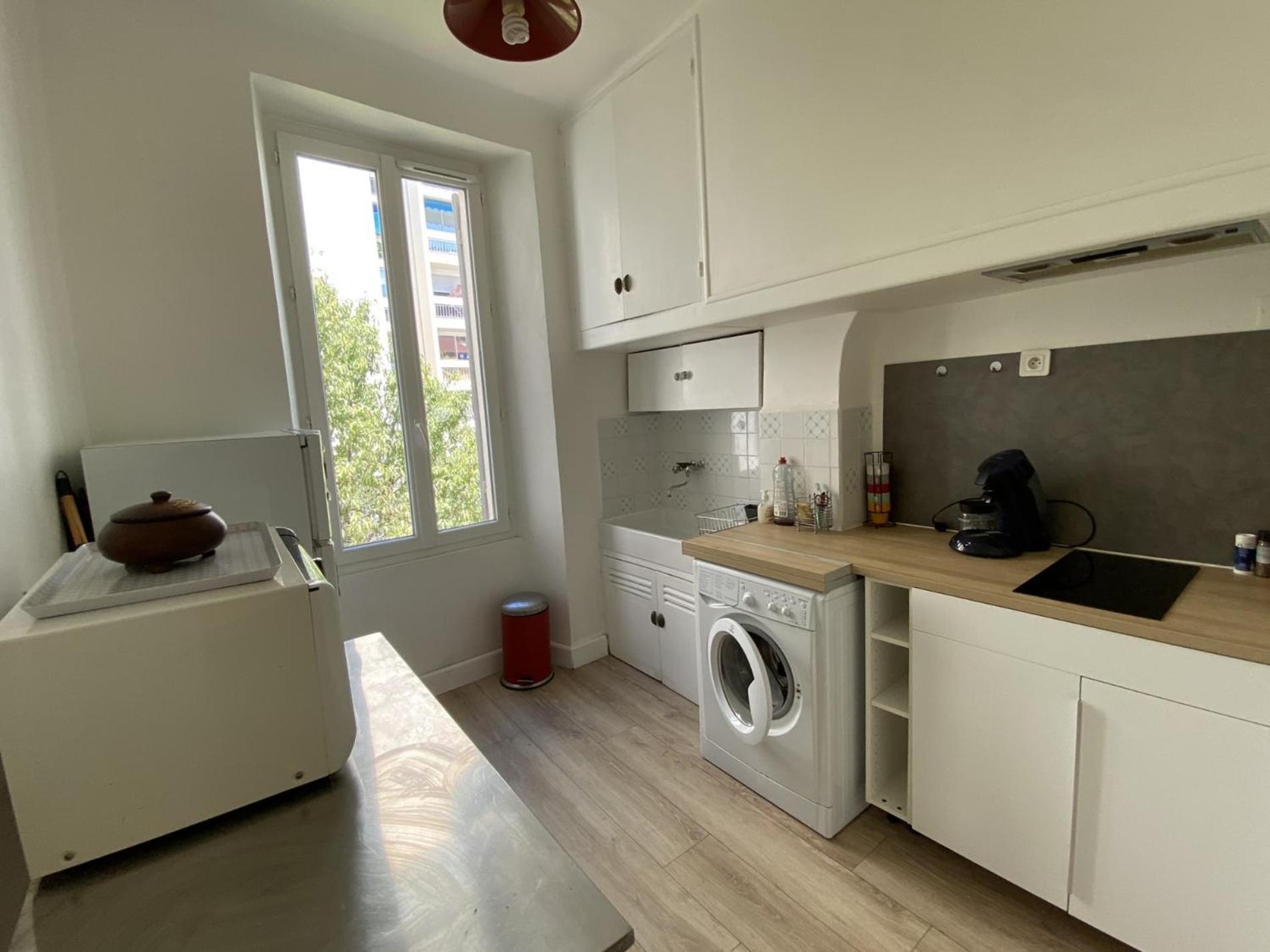Appartement à 150m De La
