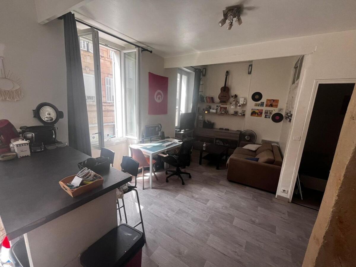 Apartment Charming Bright 2-Bedroom Apartment Marseille