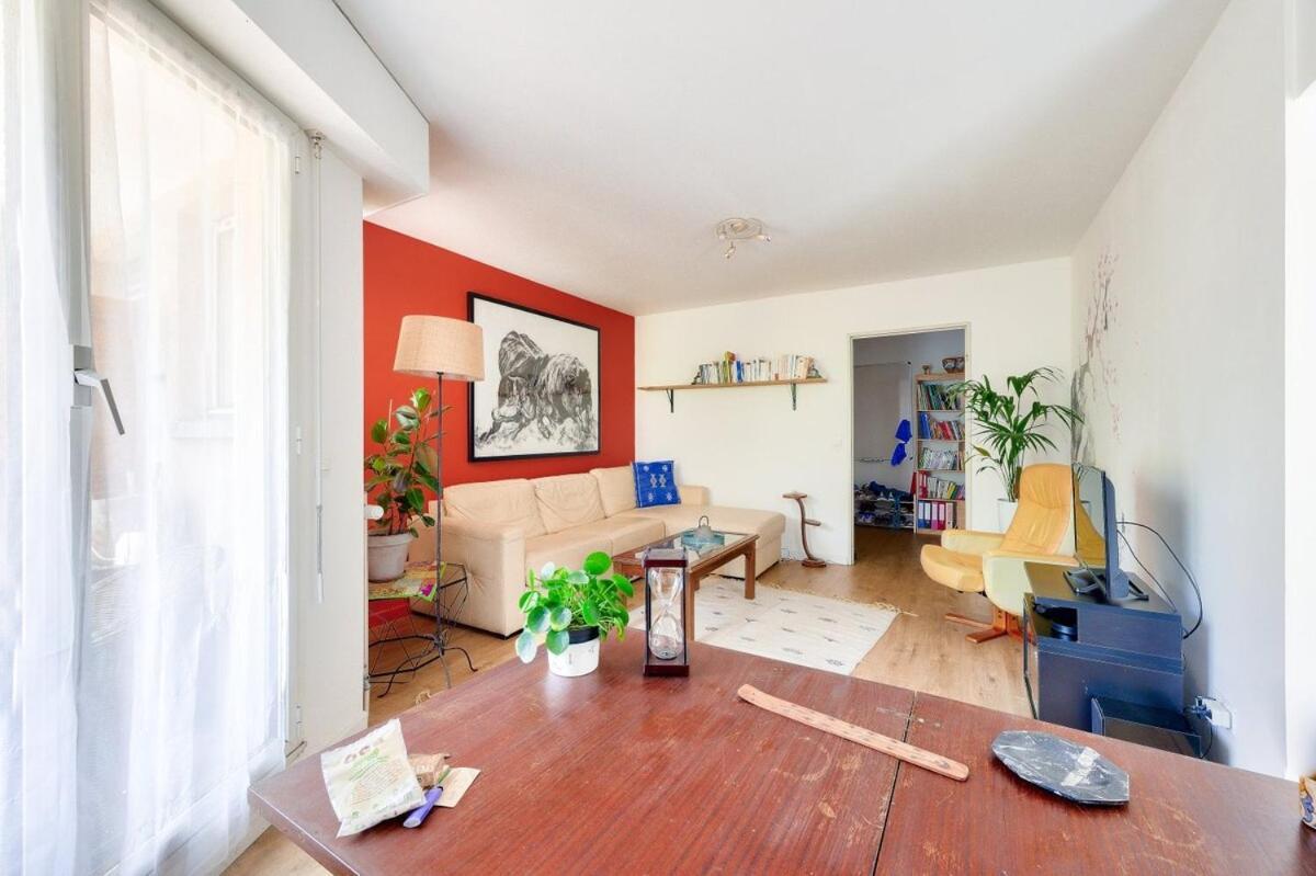 Stunning 2br Flat With Balcony In The Heart Of Apartamento *
