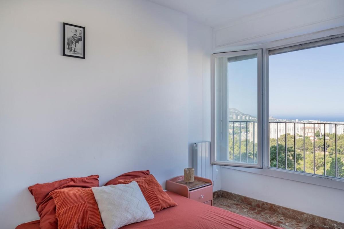 Dominant View, Terrace 6 People Appartement Marseilles