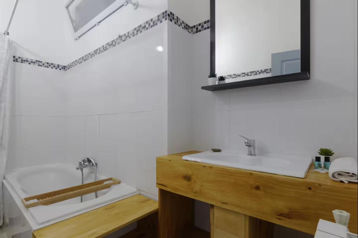 Joli - Opera & Vieux-port Apartment