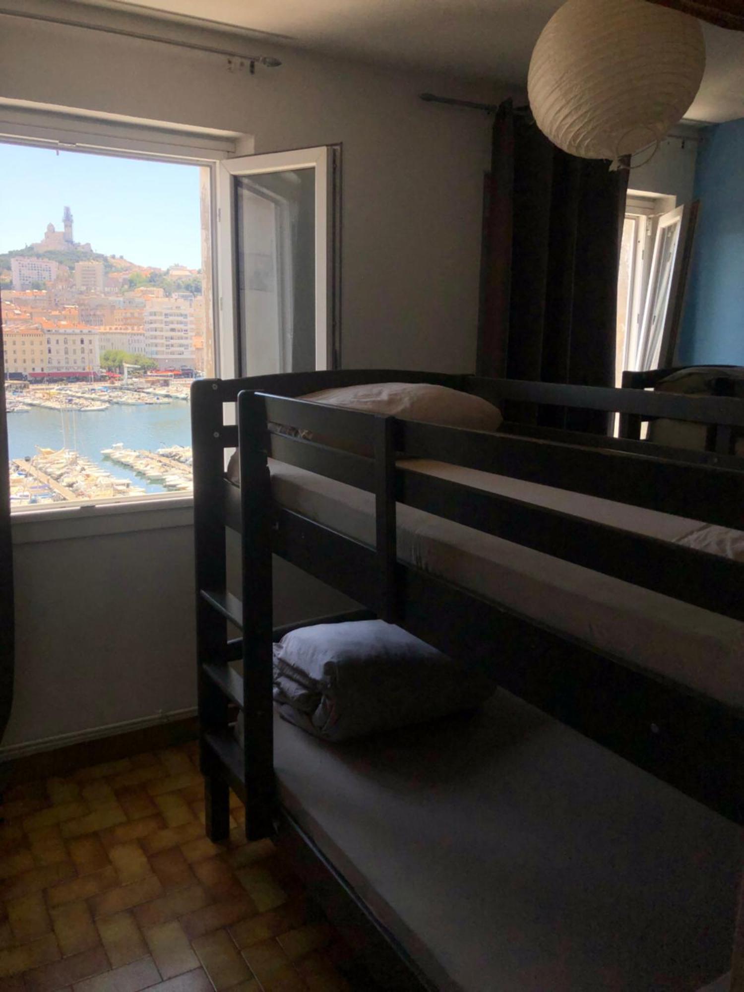 Du Vieux-port Hostel Marseilles