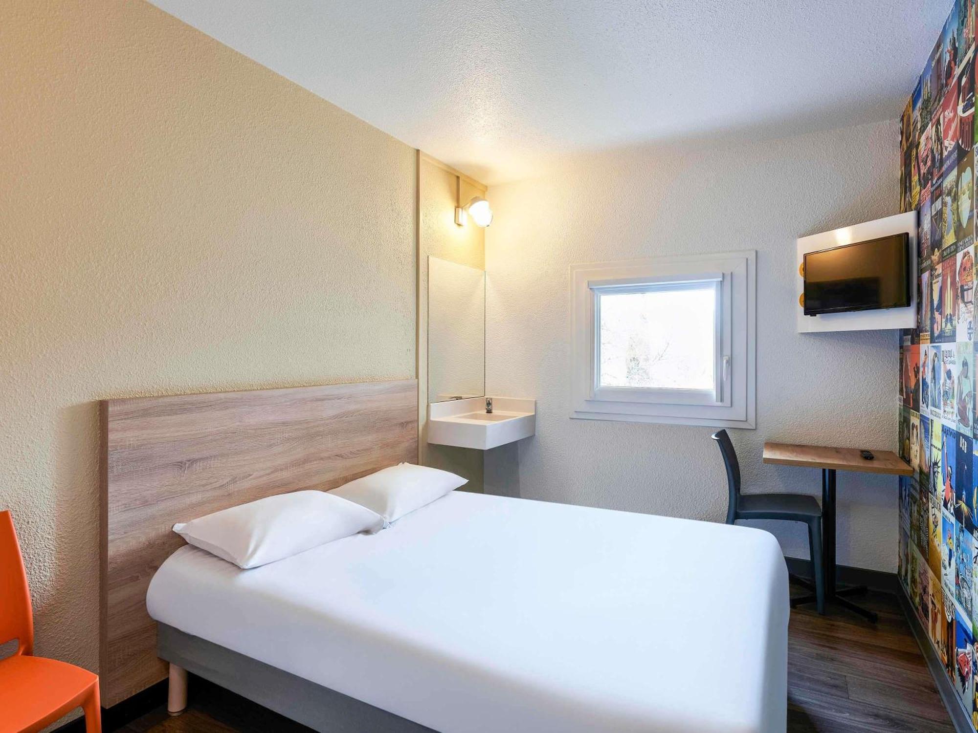 Hotelf1 Est Hotel Marseilles