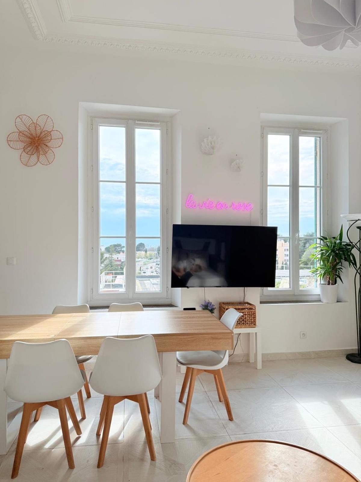 L1 Duplex 10P Jacuzzi Terrasse Vue Mer Et Montagne Marseille