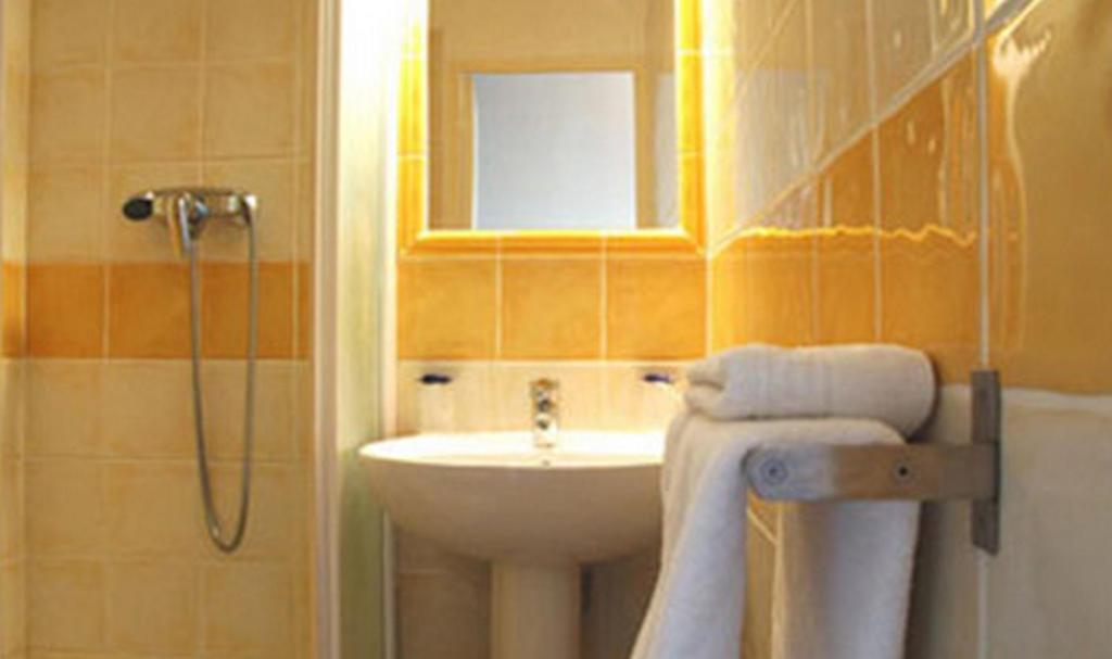Hotel Europe Vieux Port 2*