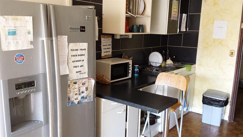 London Connection Hostel *