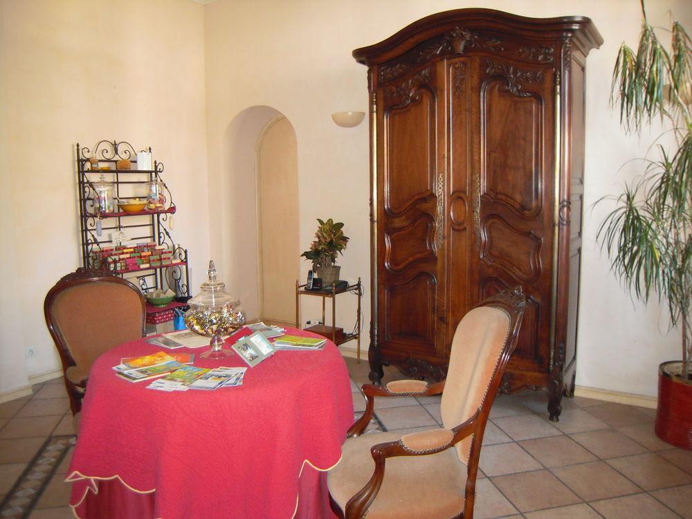 Valflor D'hotes Et 3* Marseilles