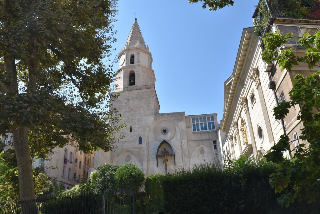 Sous Le Clocher * Marseille