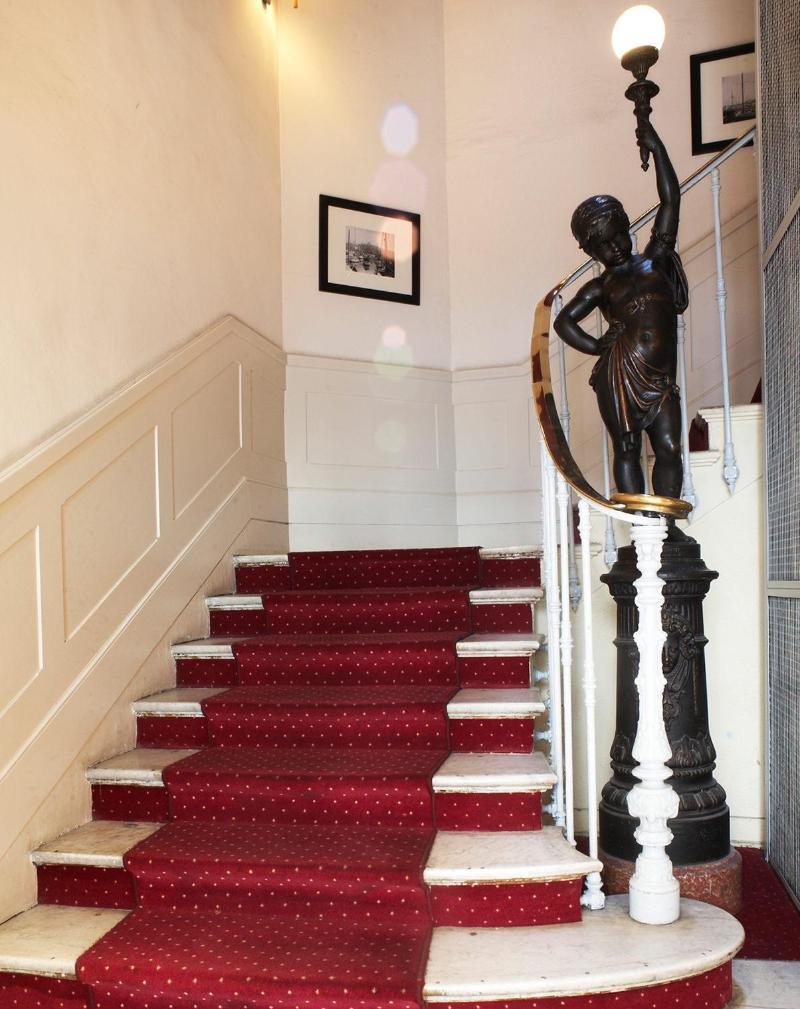 Hotel New Le Quai - Vieux Port 4*