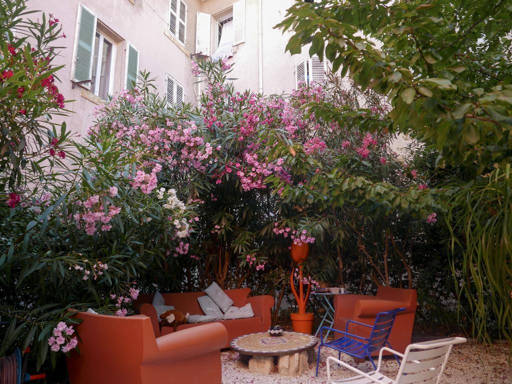 Gasthof Vieux Port Panier Jardin *