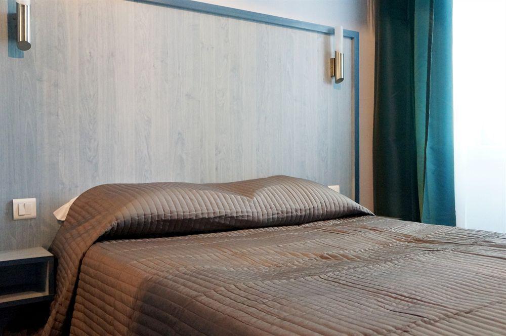 Hotel Paradis - Centre Prefecture 2*