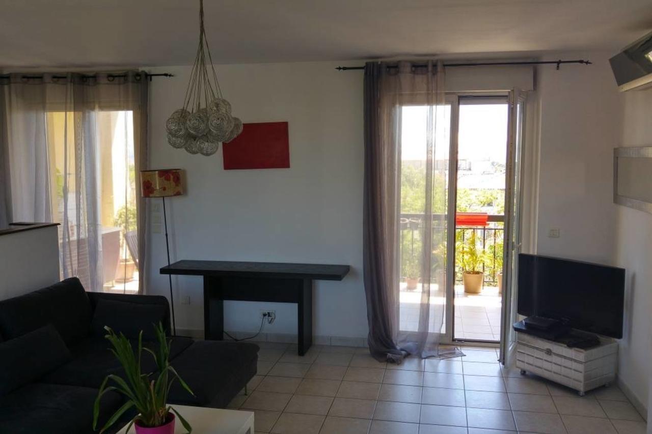 Apartment Beau T3 - Climatise - Grande Terrasse - *