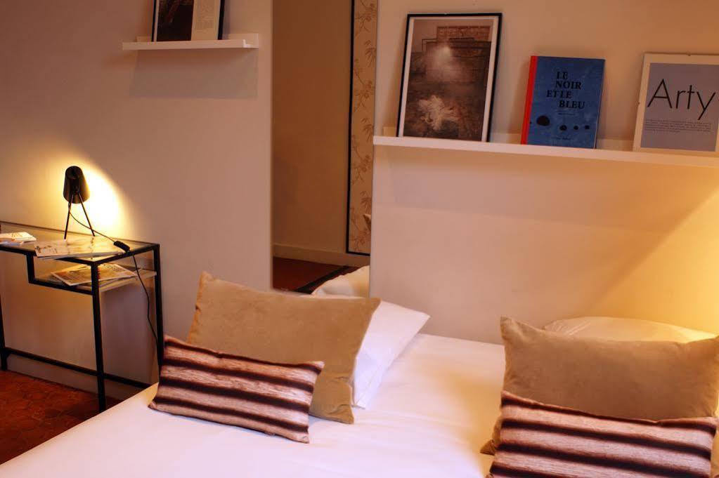 Appartement Decoh Rue Dragon Marseilles