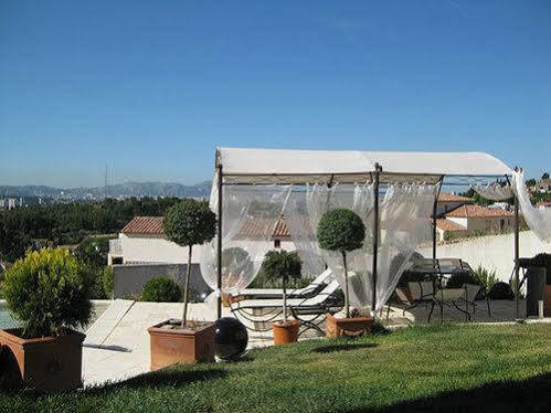 La Blanche Bed & Breakfast