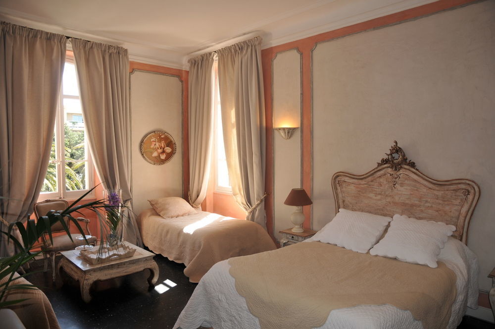 Valflor D'hotes Et 3* Marseilles
