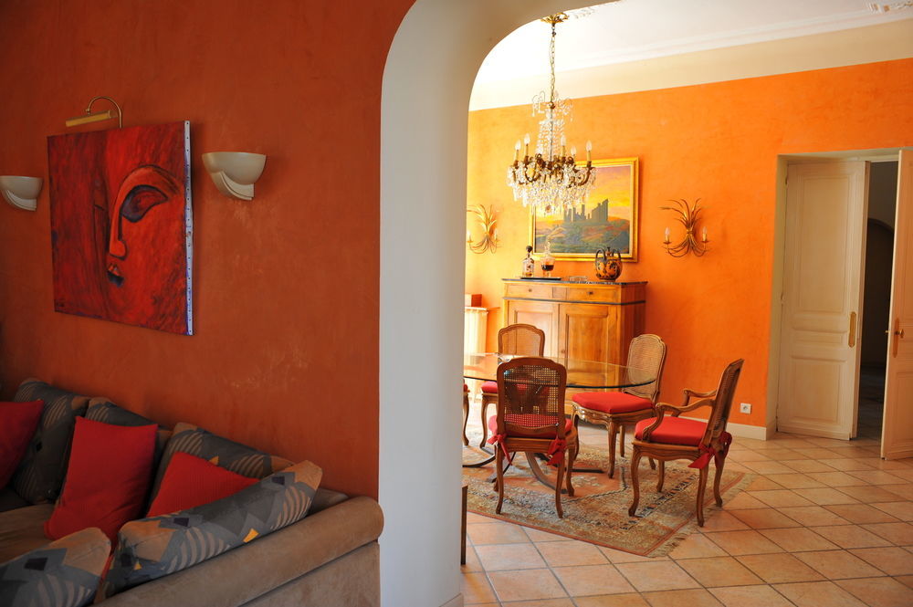 Valflor D'hotes Et 3* Marseilles