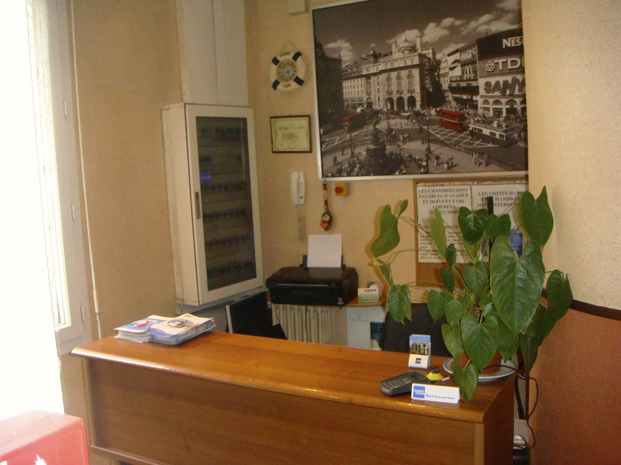 Hotel De L'ariana Marseilles