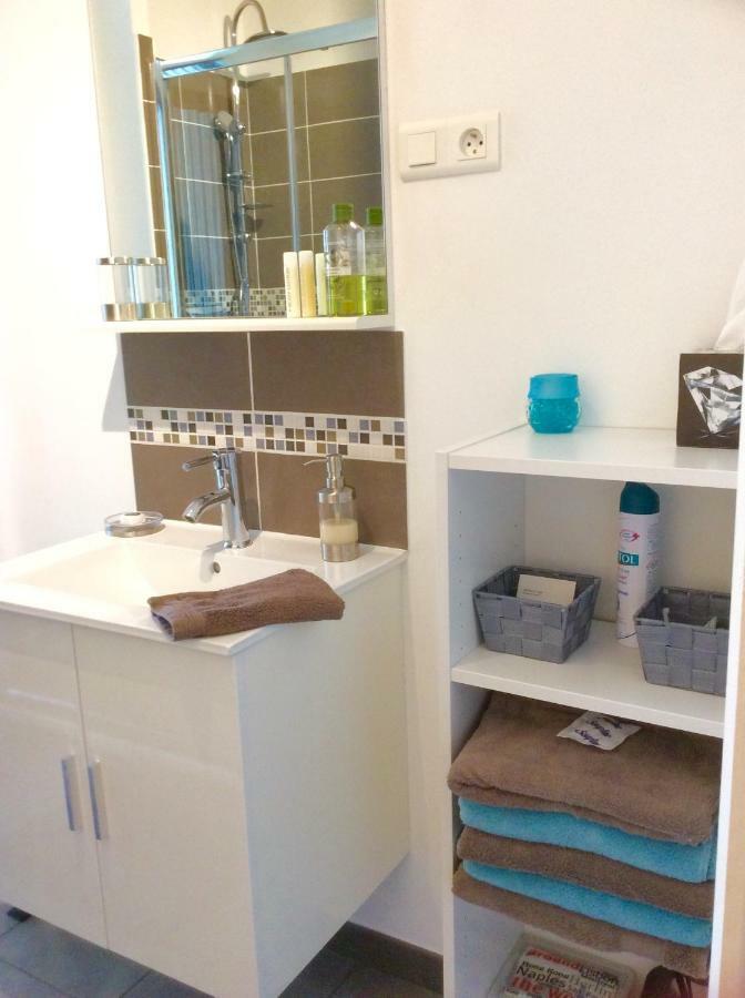 La Pinede Apartment *