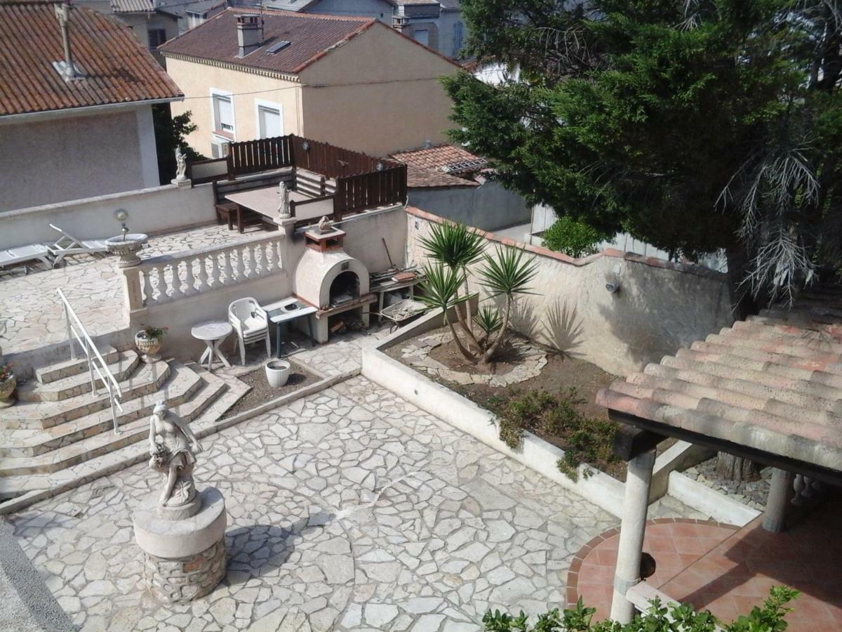Meuble Tourisme Apartment Marseilles