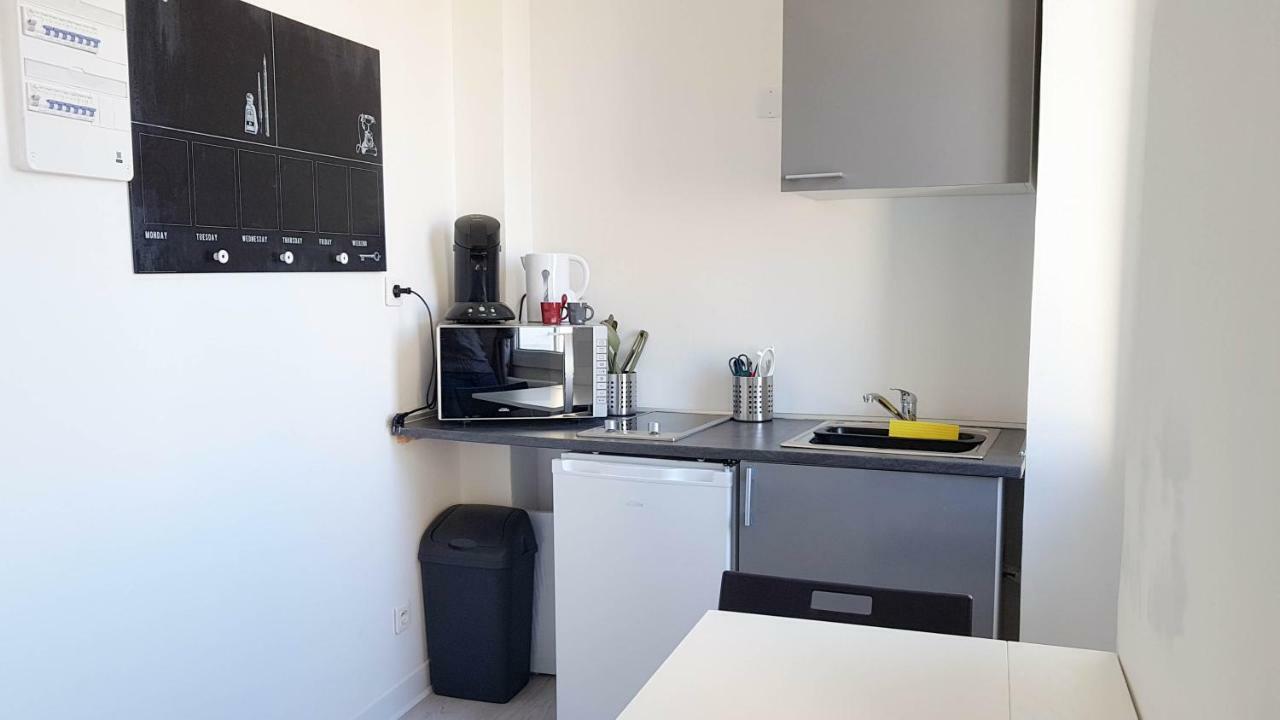 Belle De Main Apartment *