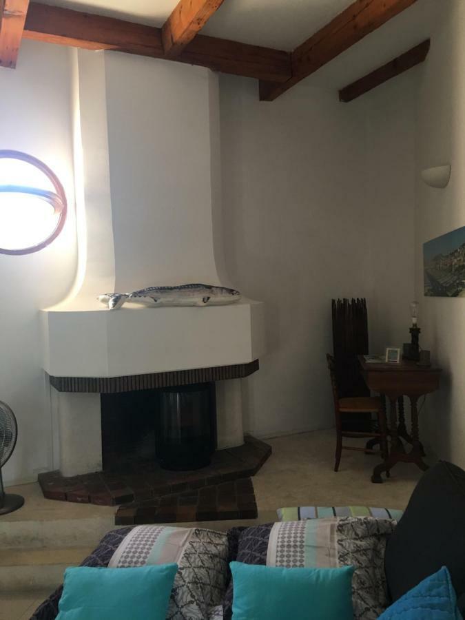 Apartment Les Gites De Granier Marseilles