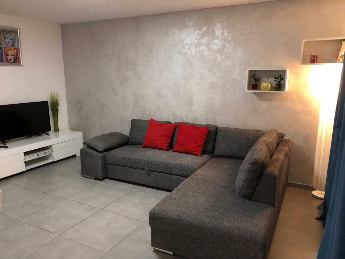 Le Manoir Apartment *