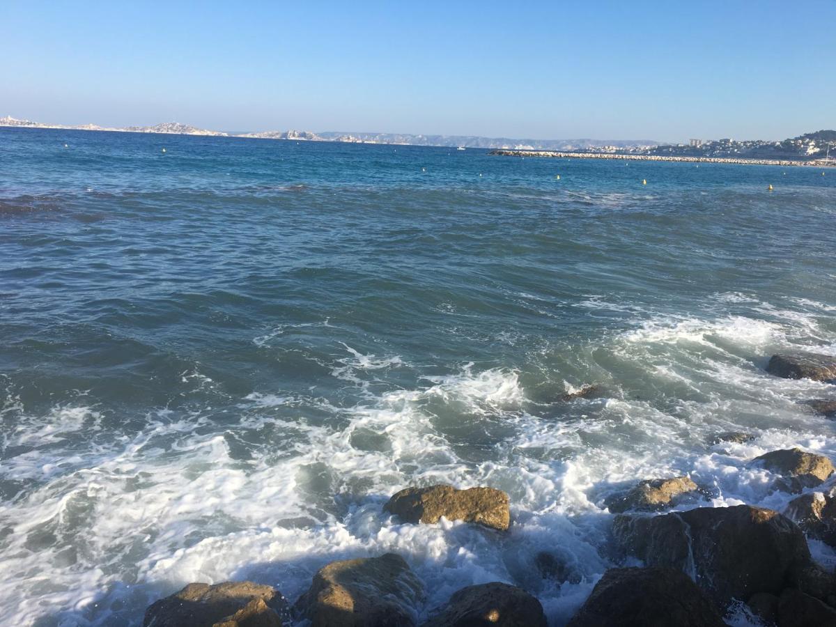 Apartment La Pointe Rouge Bord De