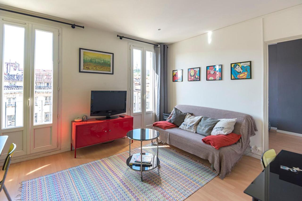 Charming And Bright In The Old Port Apartment Marseille