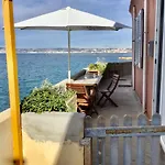 Marseille Malmousque Cabanon 45 M2 Sur L\'Eau