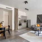 Large Modern And Calm Flat At The Doors Of Panier In Marseille - Welkeys