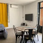 Maison Moderne Avec Terrasse Tranquillite & Confort Garantie