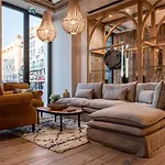 Maisons du Monde Hôtel&Suites - Marseille Vieux Port