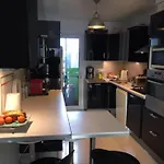 Appartement A 20 Metres De La Plage Avec Balcon