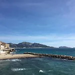T2 Equipe Au Calme + Terrasse A 1 Km De La Mer