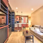 Cocoon Design And Comfort Near The Old Port