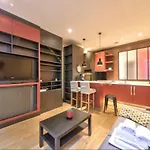 Cocoon Design And Comfort Near The Old Port