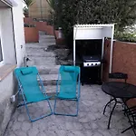 Comme Chez Vous