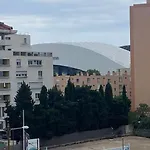Les Fenetres Du Velodrome.