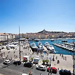 Cabana & Clin D\'Oeil Sur Le Vieux Port