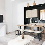 Magnifique T4 En Face La Gare Saint Charles - 3 Chambres - Clim Dans Le Salon