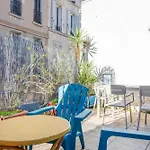 Cozy 1 Bedroom Apartment In La Plaine District
