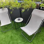 Elegant T2 A Endoume Avec Terrasse