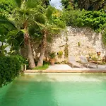 Casa Bayas