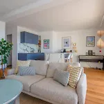 Sunny Flat With Sea View