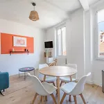 Lumineux Appartement & Joliment Renove