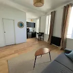 Le Saint Pierre Cosy