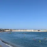 Grand T2 Pointe Rouge Plage