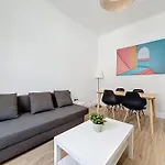 Appartement Proche Des Plages Et Du Velodrome - Les Freres De La Loc\'